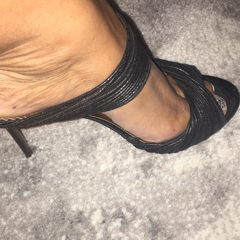 Report signature black leather heel Good condition